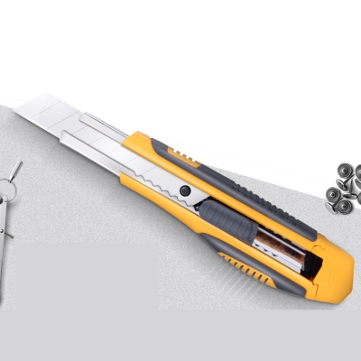 得力(deli)大號耐用美工刀 33225